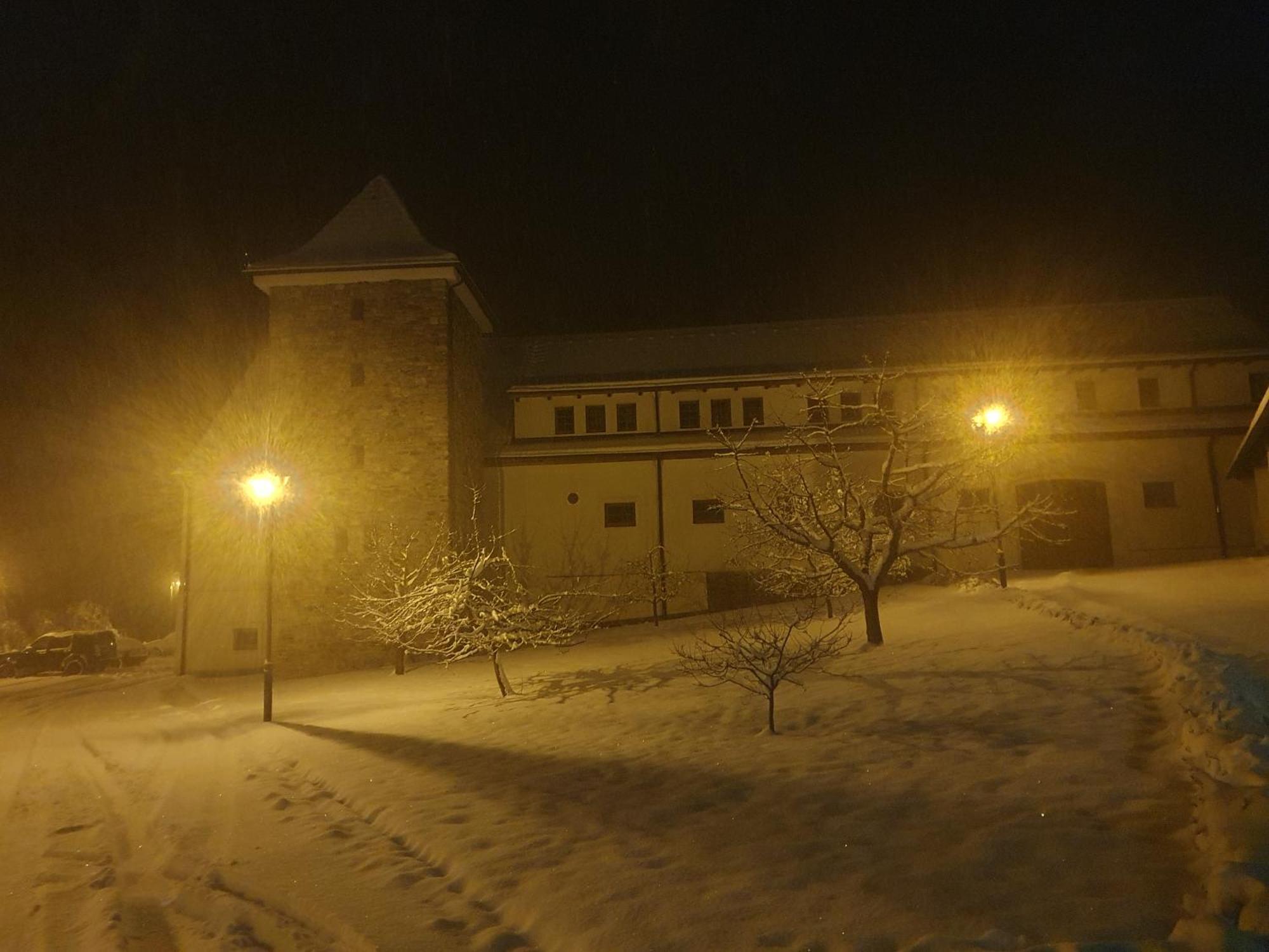 Hotelovy A Jezdecky Areal Dvur Krutenice المظهر الخارجي الصورة
