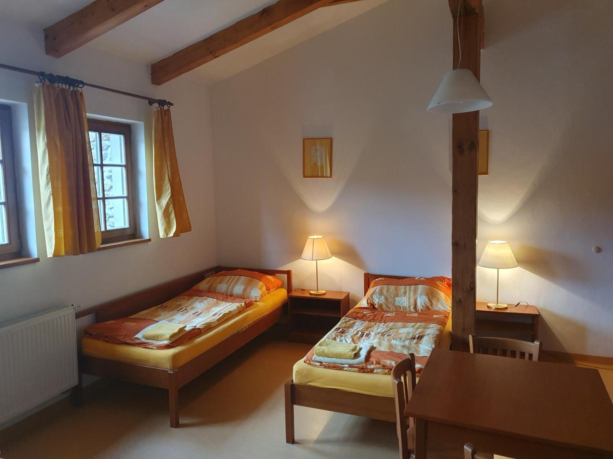 Hotelovy A Jezdecky Areal Dvur Krutenice المظهر الخارجي الصورة